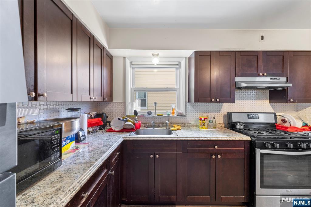 Homes for sale in Hackensack, NJ | 119 Union St, Hackensack, NJ 07601 | MLS# 25033027