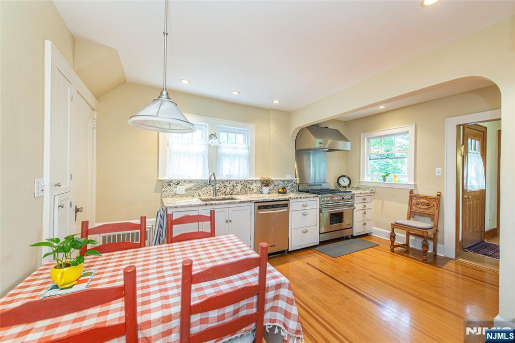 Homes for sale in West Caldwell, NJ | 36 Marshall St, West Caldwell, NJ 07006 | MLS# 25033044