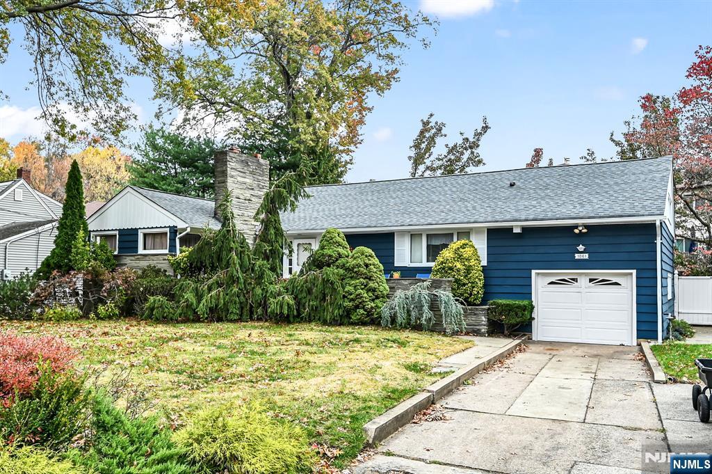 Homes for sale in New Milford, NJ | 1061 Roosevelt Ave, New Milford, NJ 07646 | MLS# 25033074