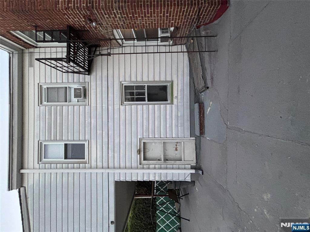 Homes for sale in Newark, NJ | 108 Davenport Ave, Newark, NJ 07107 | MLS# 25033113