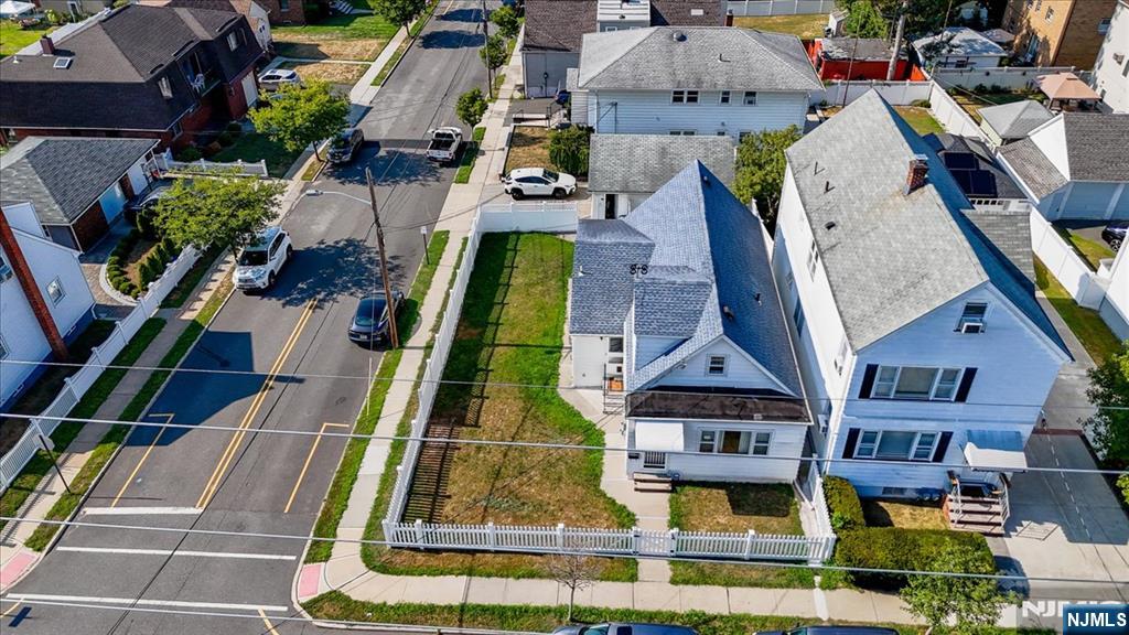 Homes for sale in Garfield, NJ | 389 Semel Ave, Garfield, NJ 07026 | MLS# 25033249