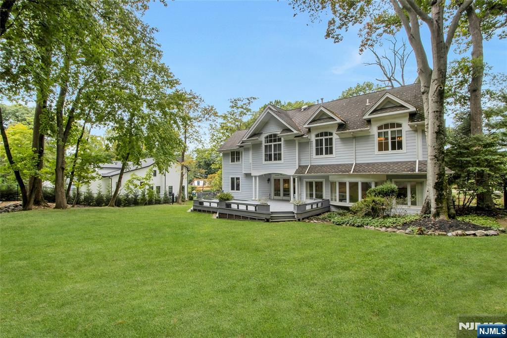 Homes for sale in Tenafly, NJ | 5 Leslie Pl, Tenafly, NJ 07670 | MLS# 25033256