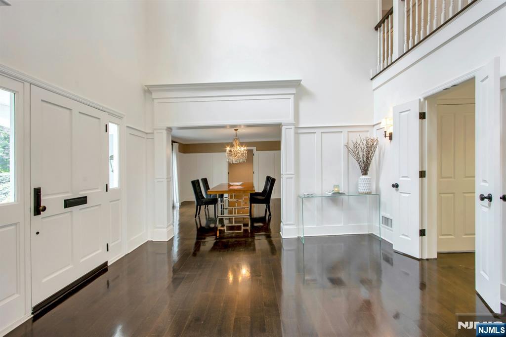 Homes for sale in Tenafly, NJ | 5 Leslie Pl, Tenafly, NJ 07670 | MLS# 25033256