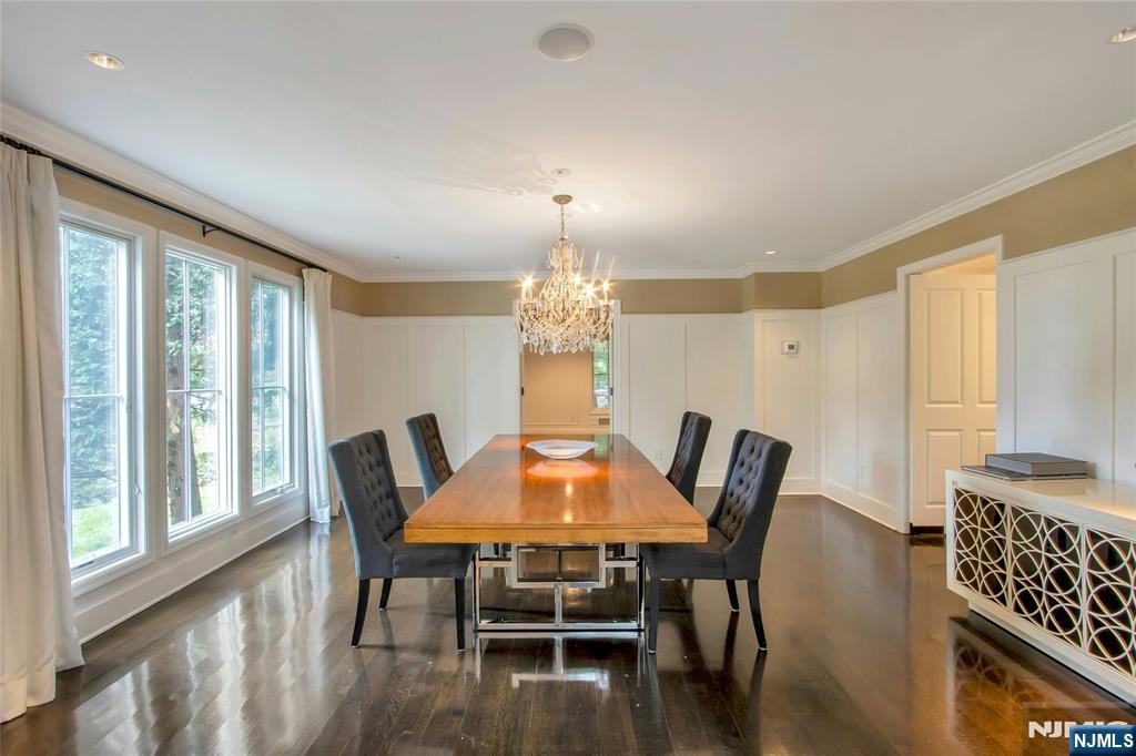 Homes for sale in Tenafly, NJ | 5 Leslie Pl, Tenafly, NJ 07670 | MLS# 25033256