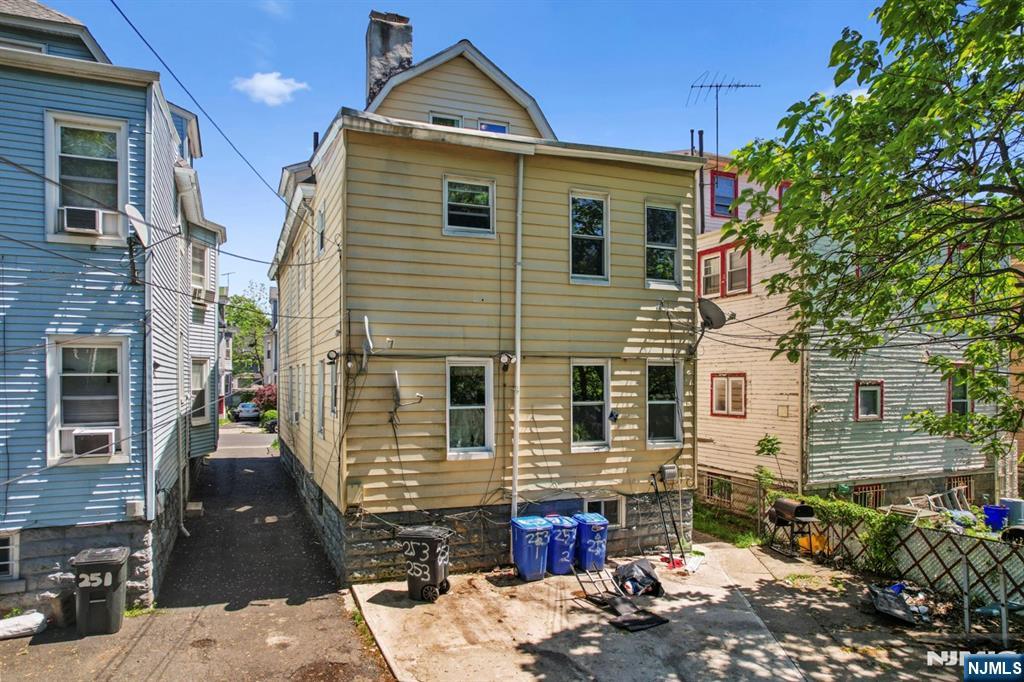 Homes for sale in East Orange, NJ | 253 Burnett St, East Orange, NJ 07018 | MLS# 25033271