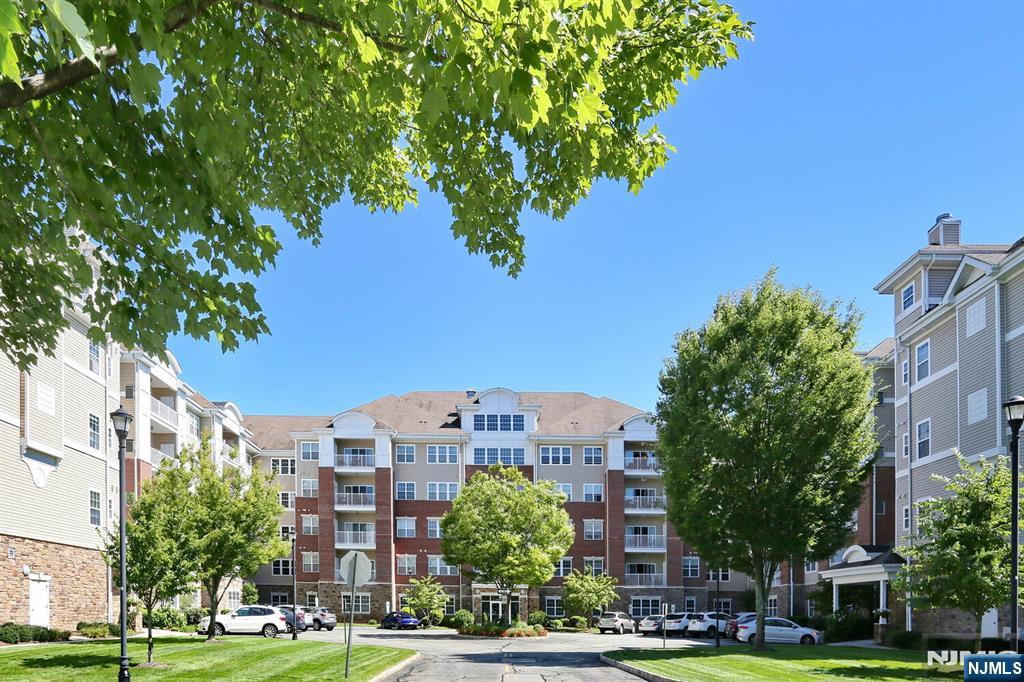 Homes for sale in Wanaque, NJ | 10316 Warrens Way, Wanaque, NJ 07465 | MLS# 25033292