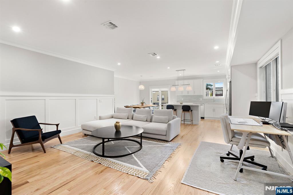 Homes for sale in Fairview, NJ | 319 8th St #1, Fairview, NJ 07022 | MLS# 25033304