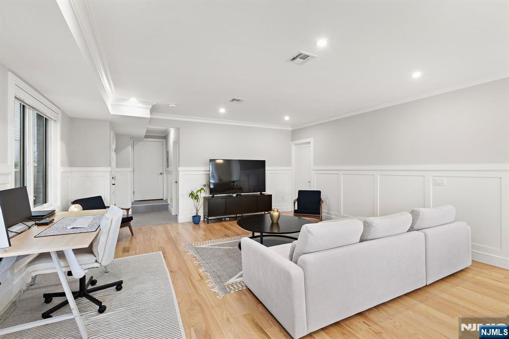 Homes for sale in Fairview, NJ | 319 8Th St #1, Fairview, NJ 07022 | MLS# 25033304