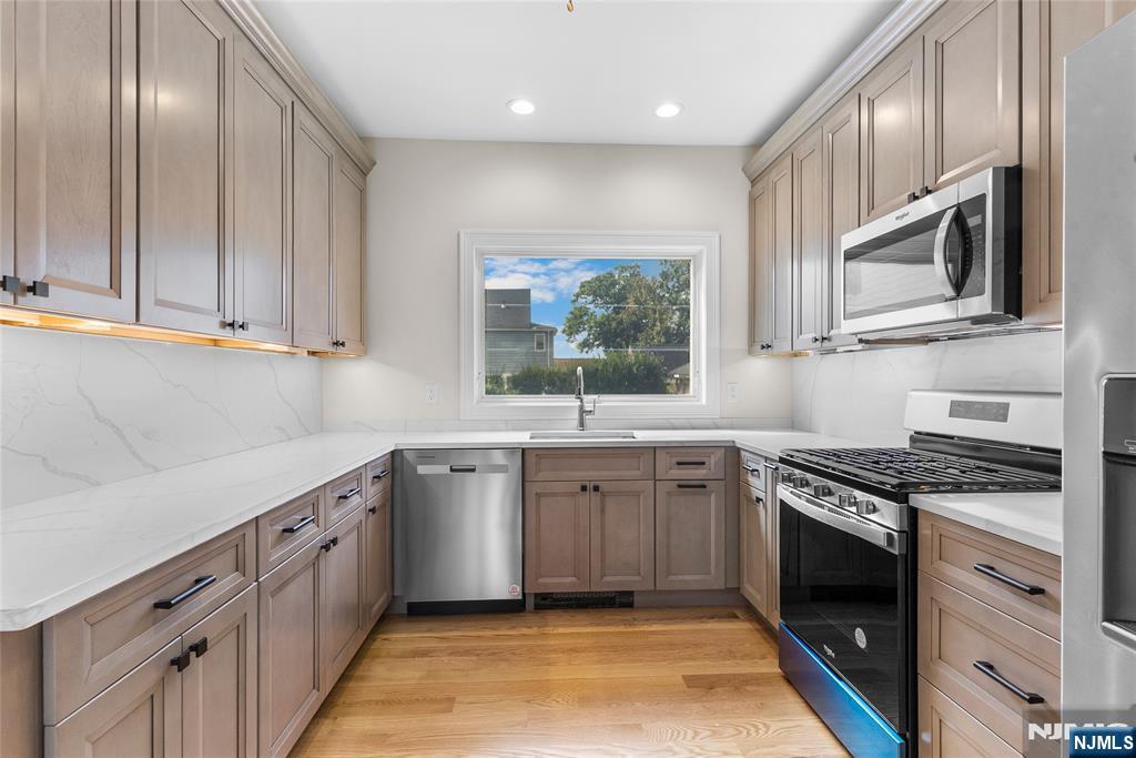 Homes for sale in Paterson, NJ | 182b E 25th St, Paterson, NJ 07514 | MLS# 25033318