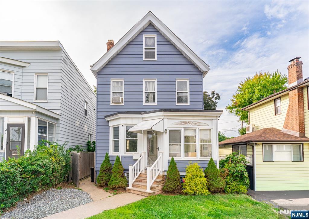 Homes for sale in East Orange, NJ | 19 Dodd Ter, East Orange, NJ 07017 | MLS# 25033387