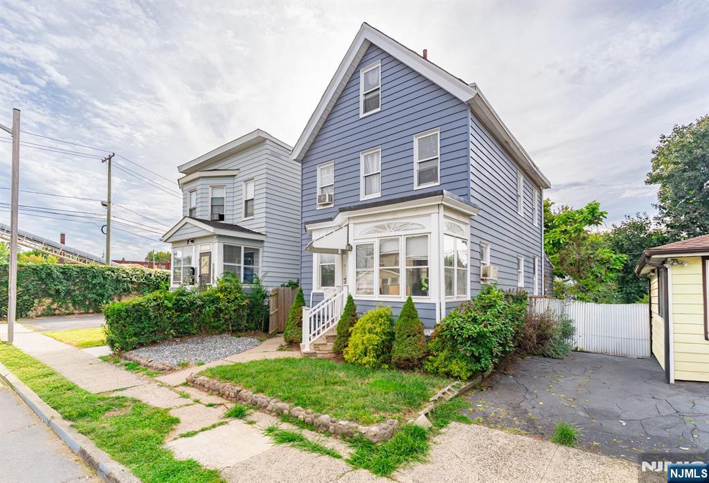 Homes for sale in East Orange, NJ | 19 Dodd Ter, East Orange, NJ 07017 | MLS# 25033387