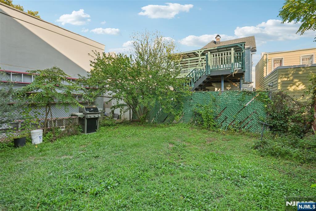 Homes for sale in North Bergen, NJ | 4410 Bergen Turnpike, North Bergen, NJ 07047 | MLS# 25033394