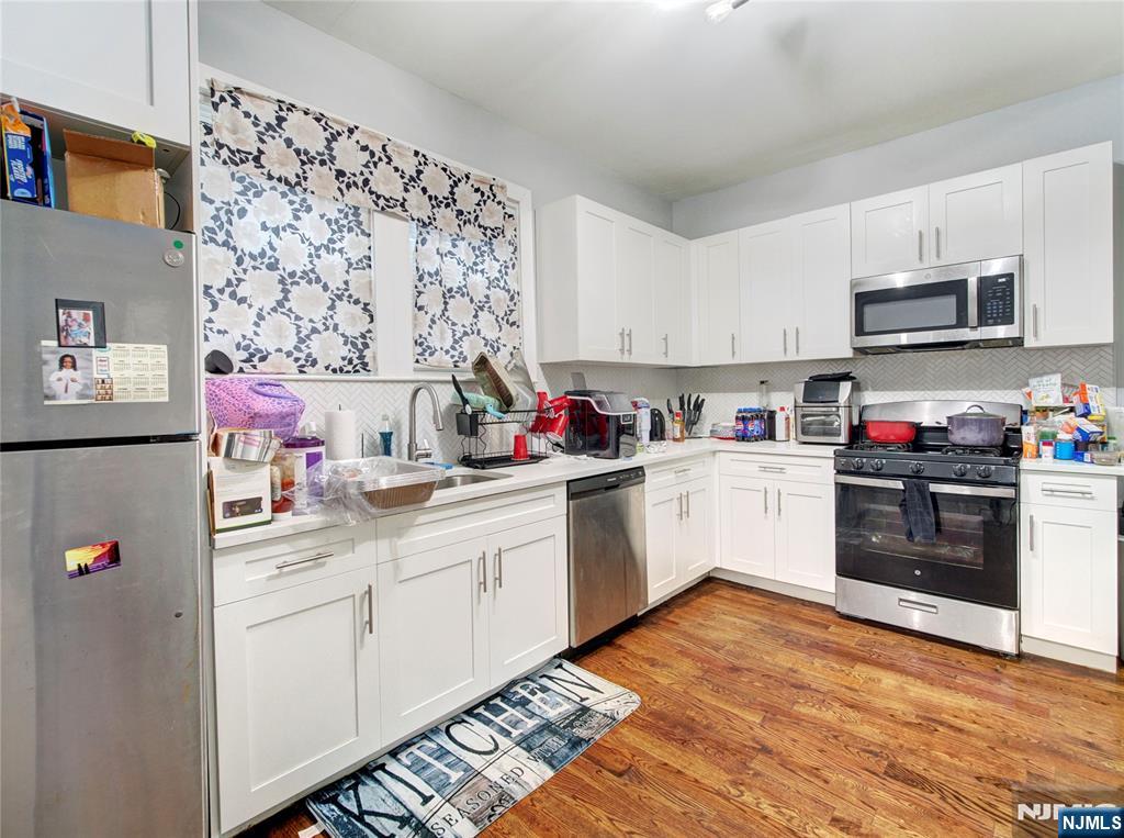 Homes for sale in Newark, NJ | 18 Salem St, Newark, NJ 07106 | MLS# 25033441