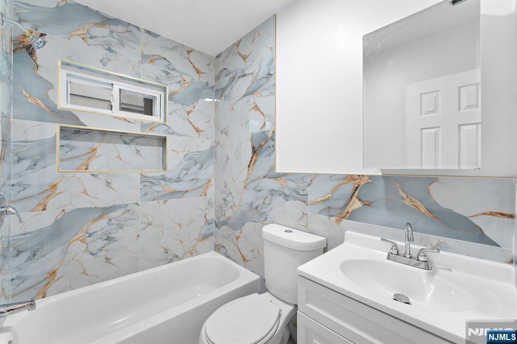 Homes for sale in Newark, NJ | 595 15Th Ave, Newark, NJ 07103 | MLS# 25033503