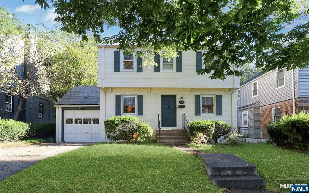 $579,000 Colonial