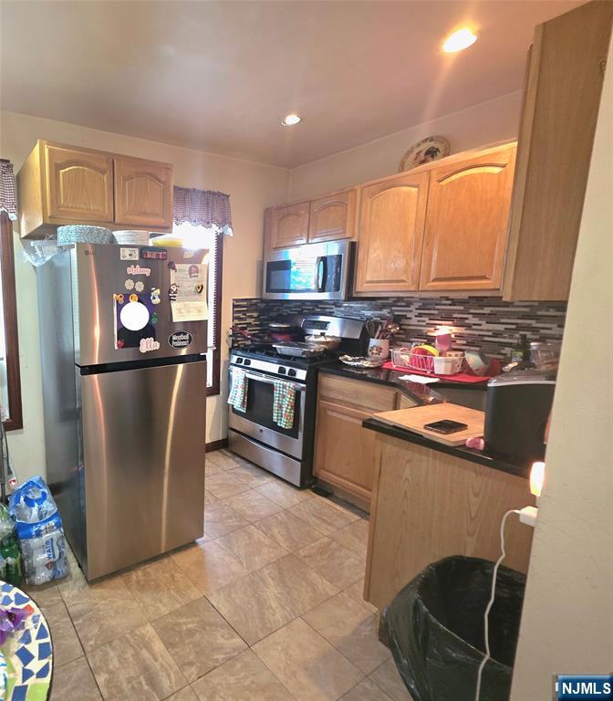 Homes for sale in Hackensack, NJ | 191 Kansas St, Hackensack, NJ 07601 | MLS# 25033568