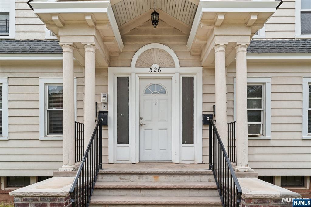 Homes for sale in Roselle, NJ | 326 Mercer Ave, Roselle, NJ 07203 | MLS# 25033662