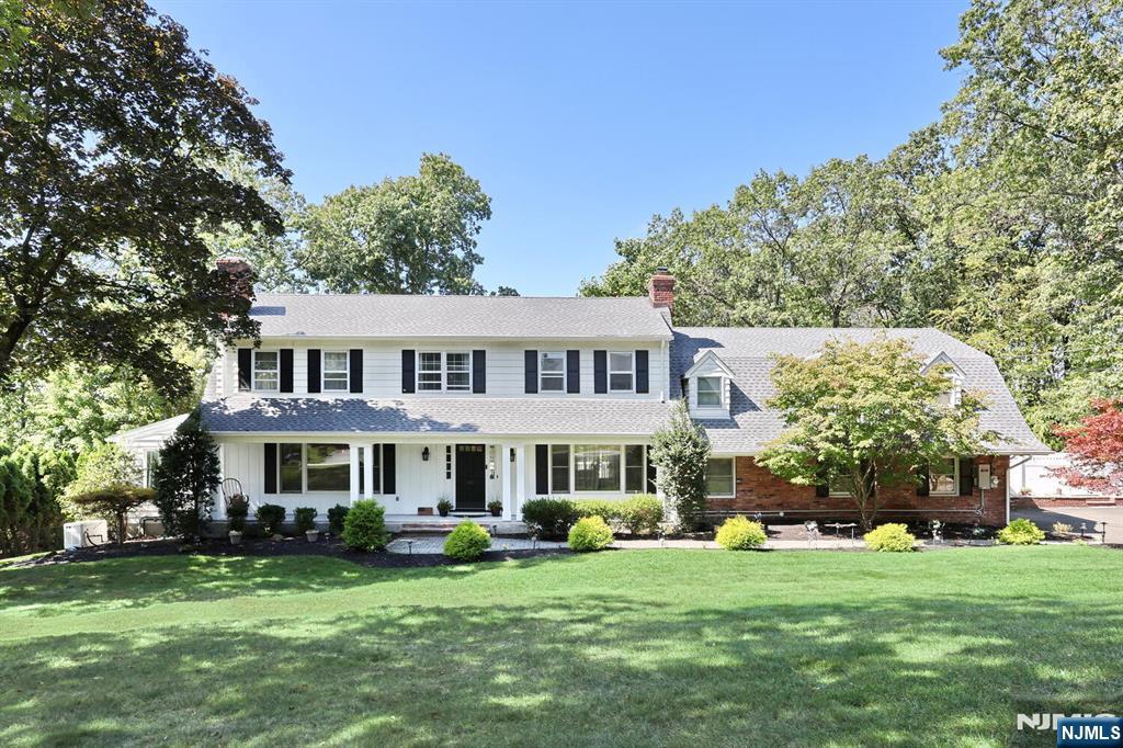 38 N Highcrest, Hawthorne, NJ 07506 Listing Photo  0