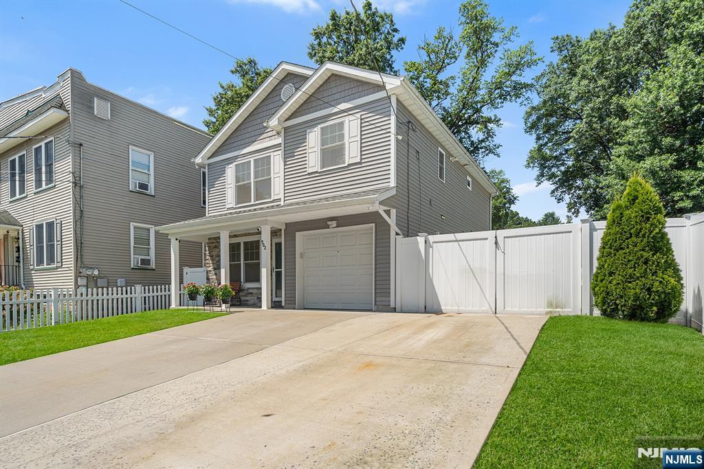 Homes for sale in Roselle, NJ | 902 Spruce St, Roselle, NJ 07203 | MLS# 25033695