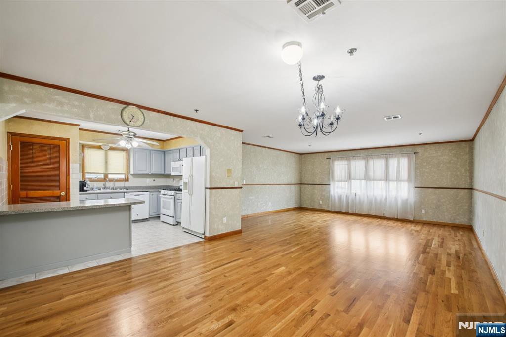 Homes for sale in Newark, NJ | 22 Saint Francis St, Newark, NJ 07105 | MLS# 25033696