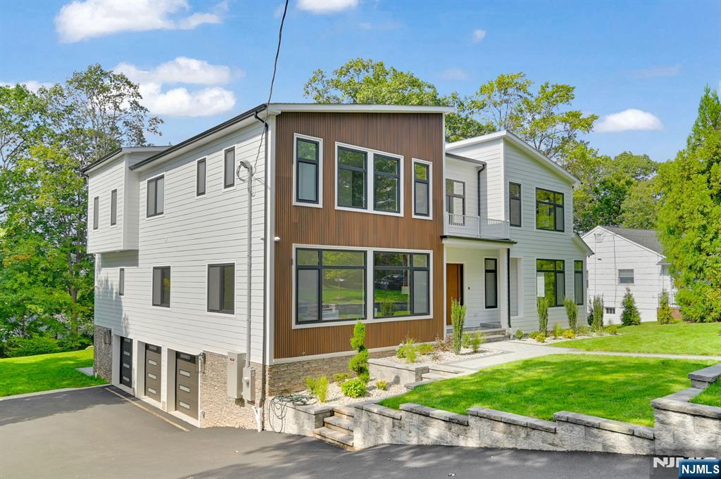 Homes for sale in Millburn, NJ | 55 Troy Dr, Millburn, NJ 07078 | MLS# 25033731