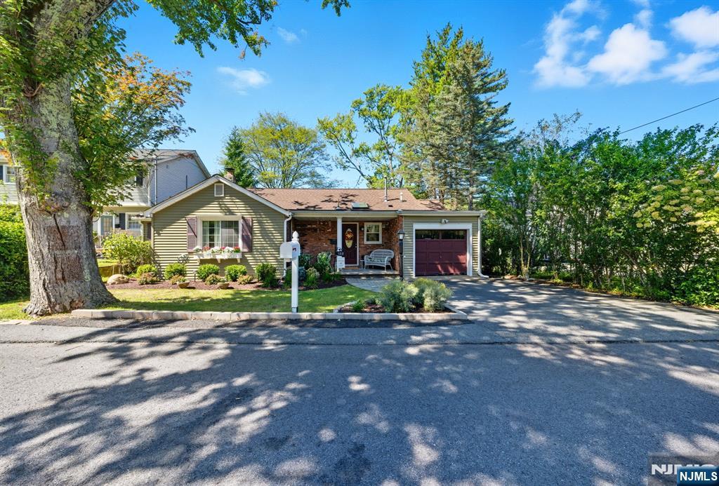 Homes for sale in Denville Township, NJ | 133 E Shore Rd, Denville Township, NJ 07834 | MLS# 25033738