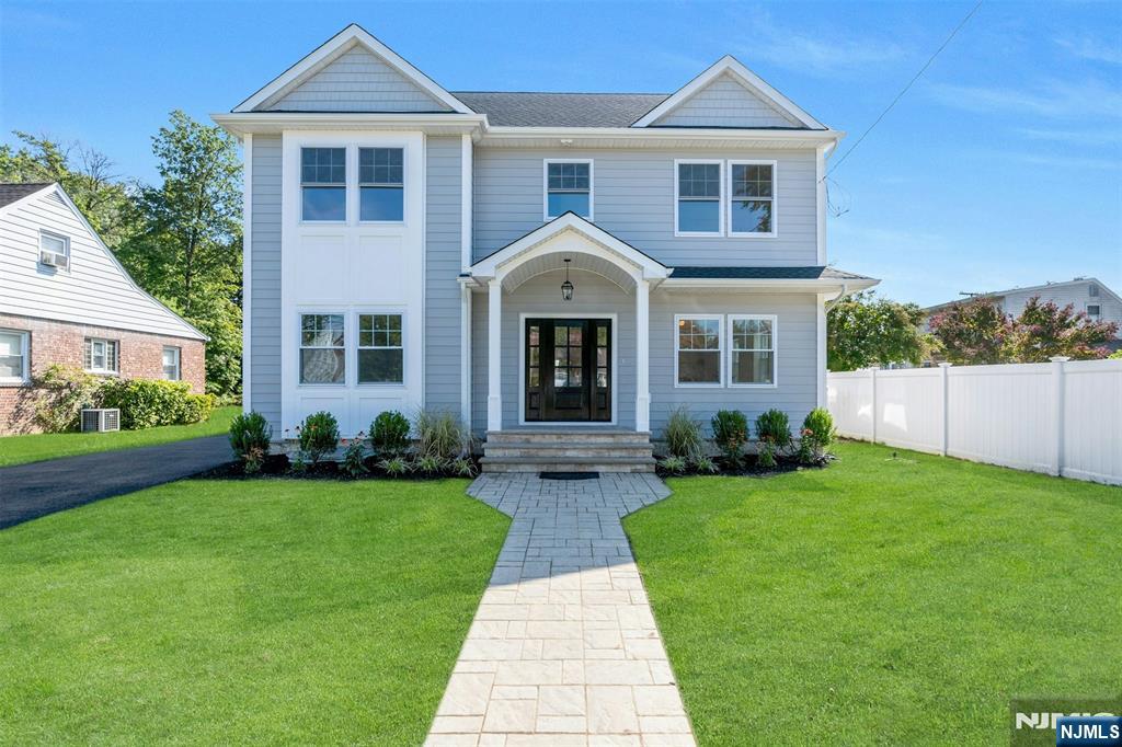 Homes for sale in New Milford, NJ | 204 Woodland Rd, New Milford, NJ 07646 | MLS# 25033760