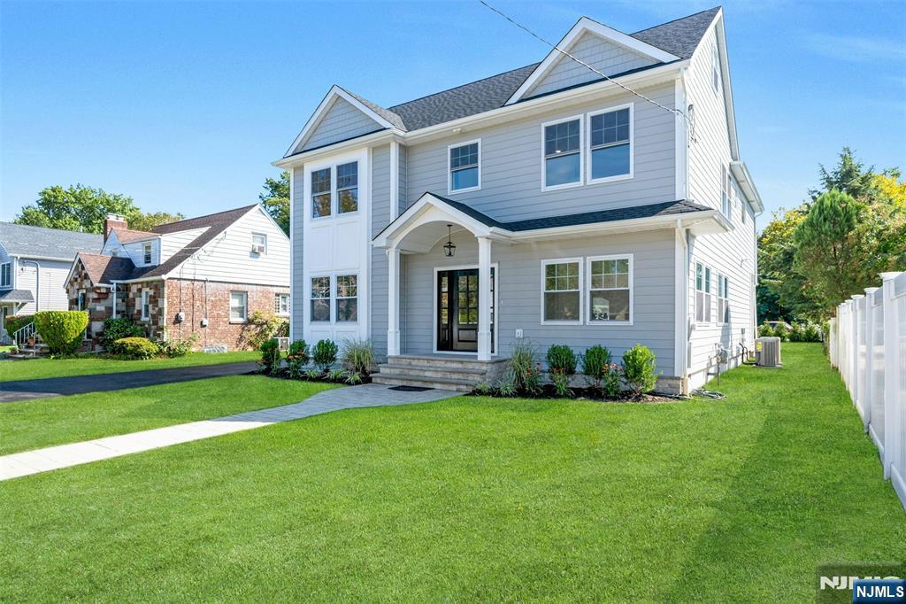 Homes for sale in New Milford, NJ | 204 Woodland Rd, New Milford, NJ 07646 | MLS# 25033760