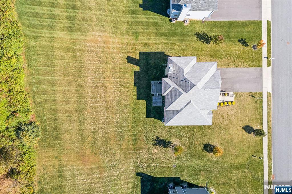 Homes for sale in Phillipsburg, NJ | 16 Jacob Way, Phillipsburg, NJ 08865 | MLS# 25033762