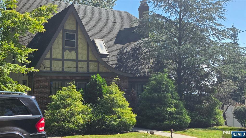 Homes for sale in West Orange, NJ | 24 Mountain Ave, West Orange, NJ 07052 | MLS# 25033788