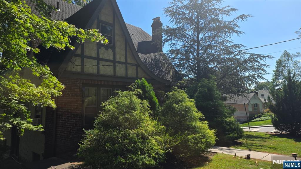 Homes for sale in West Orange, NJ | 24 Mountain Ave, West Orange, NJ 07052 | MLS# 25033788