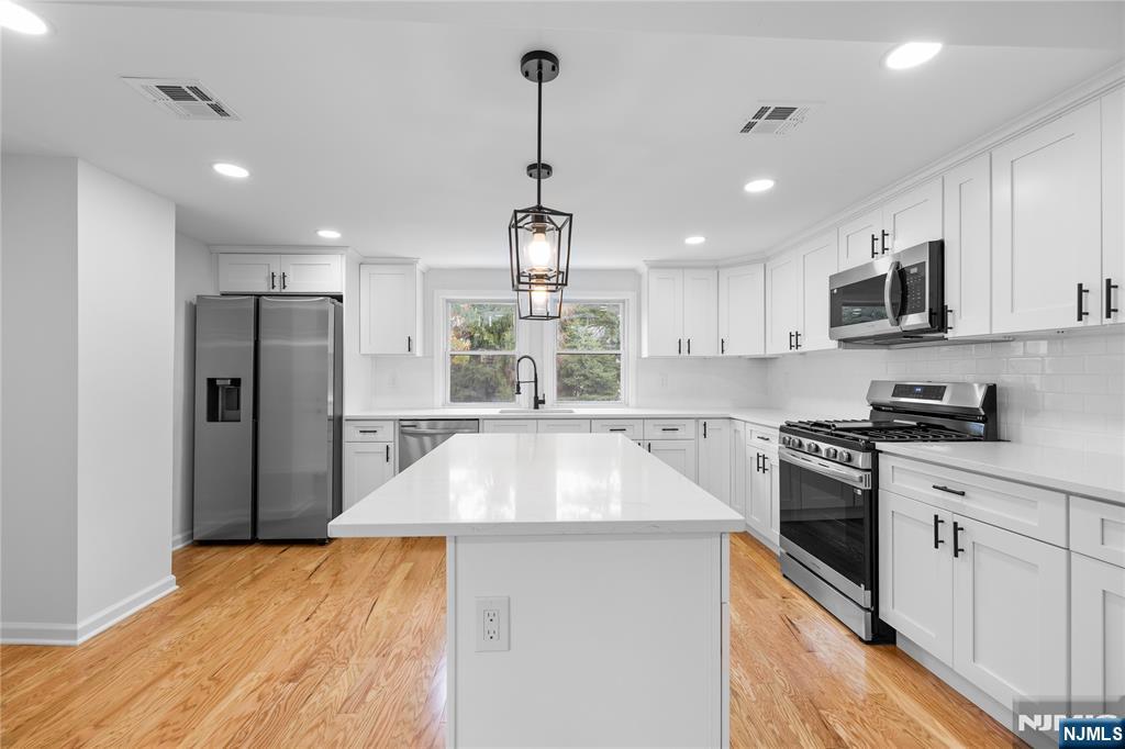 Homes for sale in Verona, NJ | 206 Linden Ave, Verona, NJ 07044 | MLS# 25033799