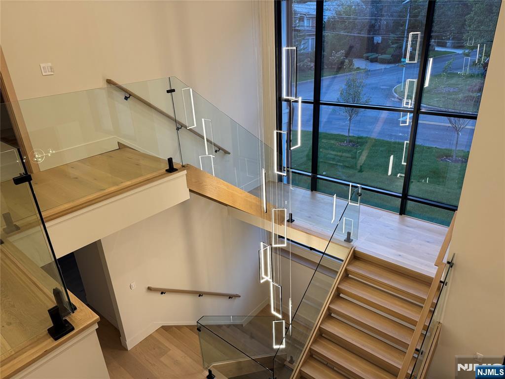 Homes for sale in Englewood Cliffs, NJ | 2 Maple St, Englewood Cliffs, NJ 07632 | MLS# 25033806