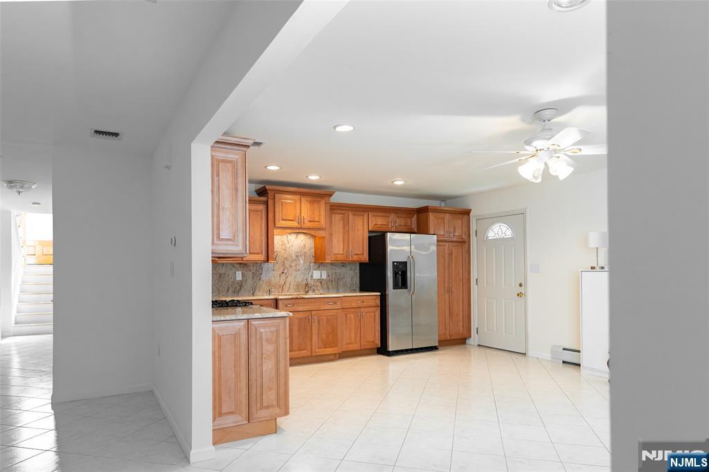 Homes for sale in Ridgefield, NJ | 499 Morse Ave, Ridgefield, NJ 07657 | MLS# 25033833