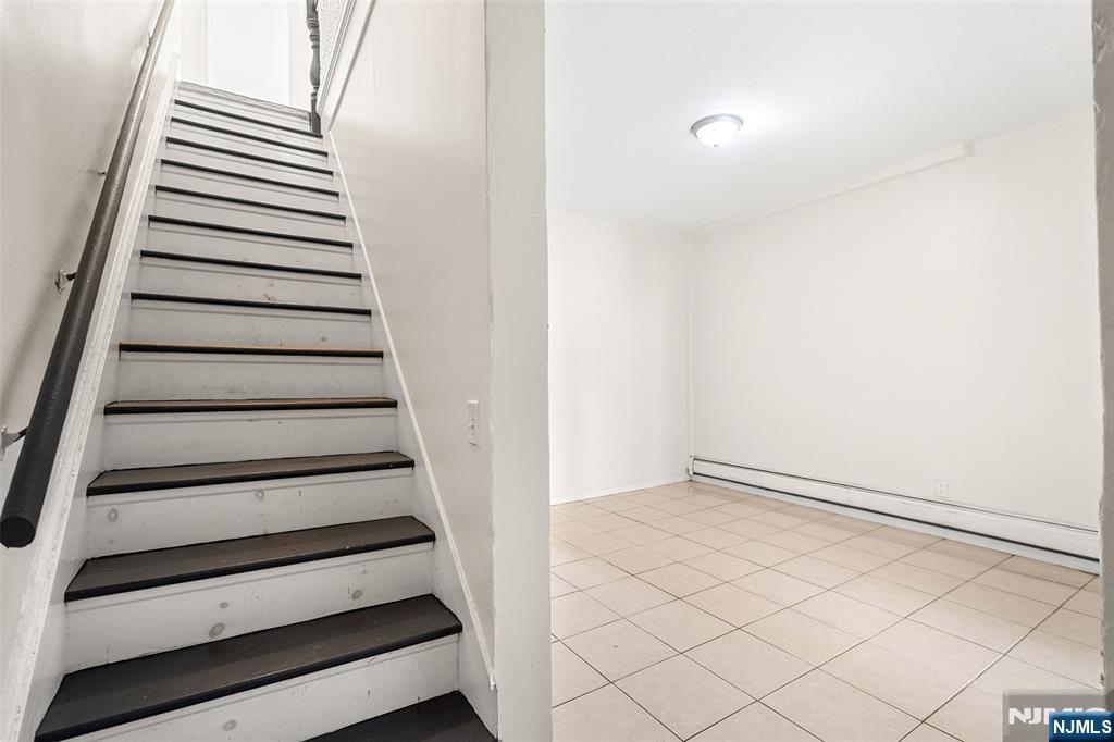 Homes for sale in Newark, NJ | 245 Summer Ave, Newark, NJ 07104 | MLS# 25033936