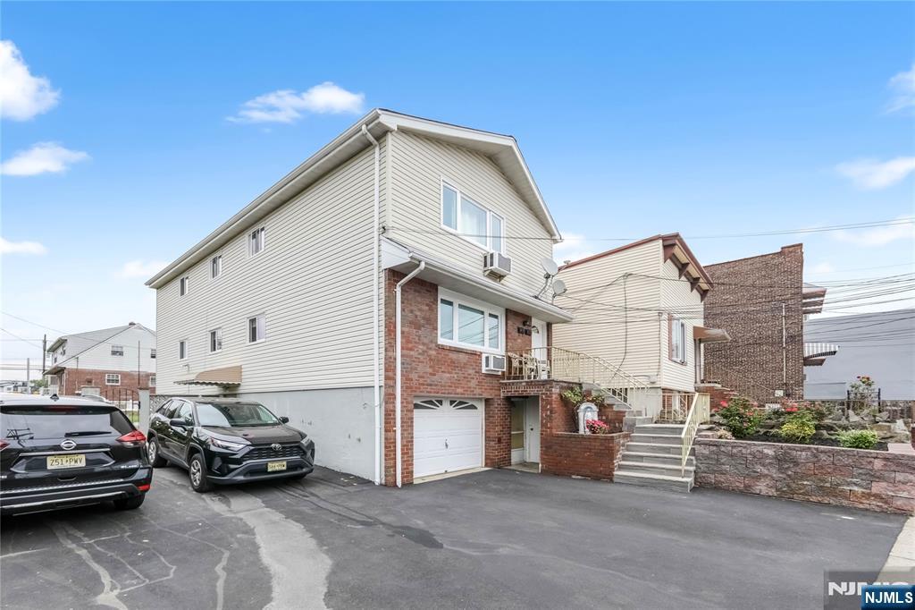 Homes for sale in Cliffside Park, NJ | 219 Cliff St, Cliffside Park, NJ 07010 | MLS# 25033976