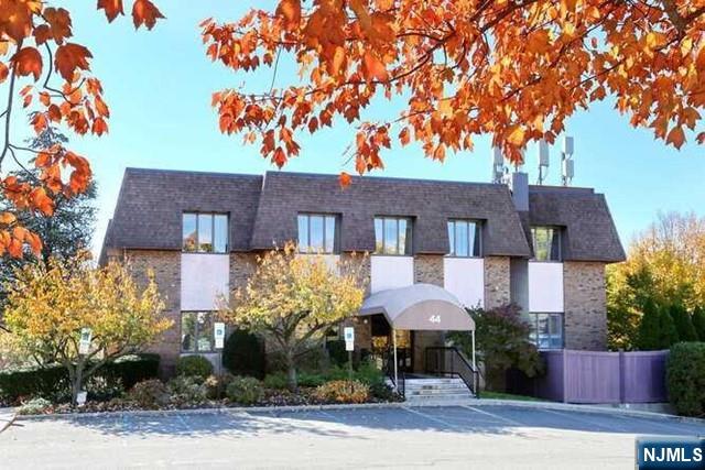 44 Godwin Avenue, #301, Midland Park, NJ 07432 Listing Photo  2