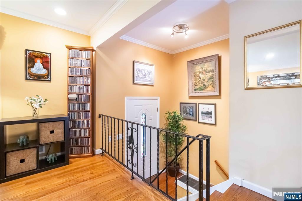 Homes for sale in Allendale, NJ | 45 W Orchard St, Allendale, NJ 07401 | MLS# 25034045