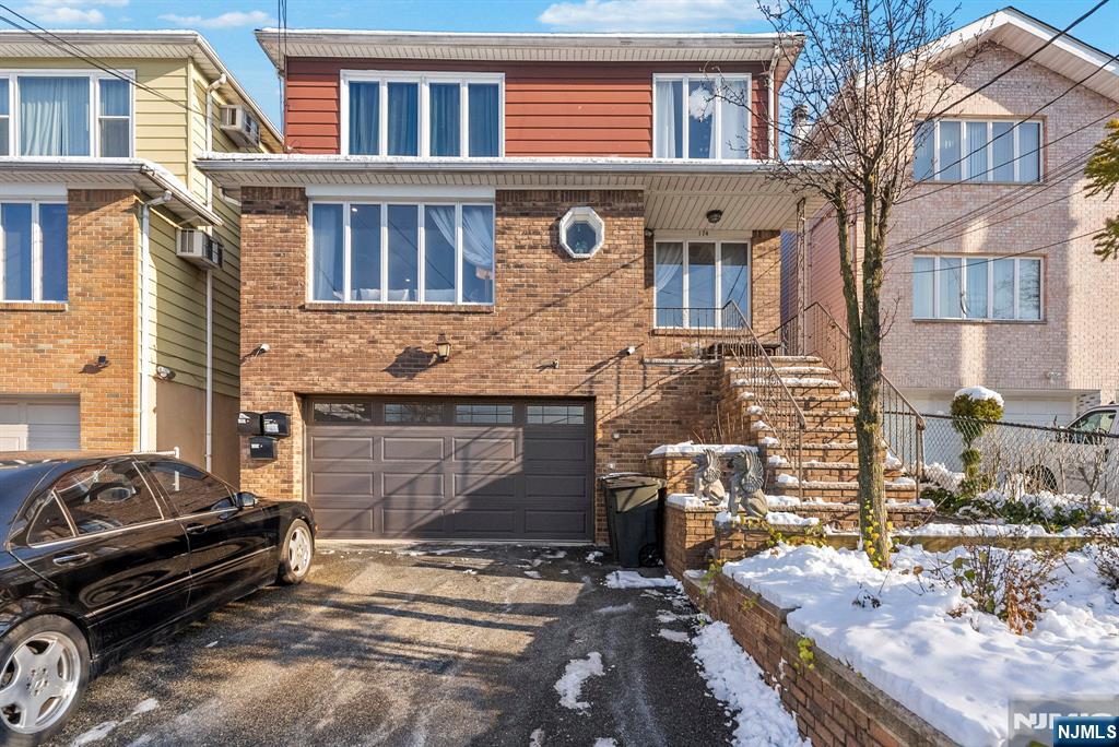 Homes for sale in Fairview, NJ | 174 Maple St, Fairview, NJ 07022 | MLS# 25034082