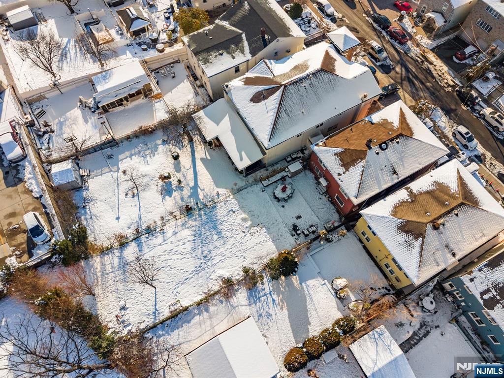 Homes for sale in Fairview, NJ | 174 Maple St, Fairview, NJ 07022 | MLS# 25034082