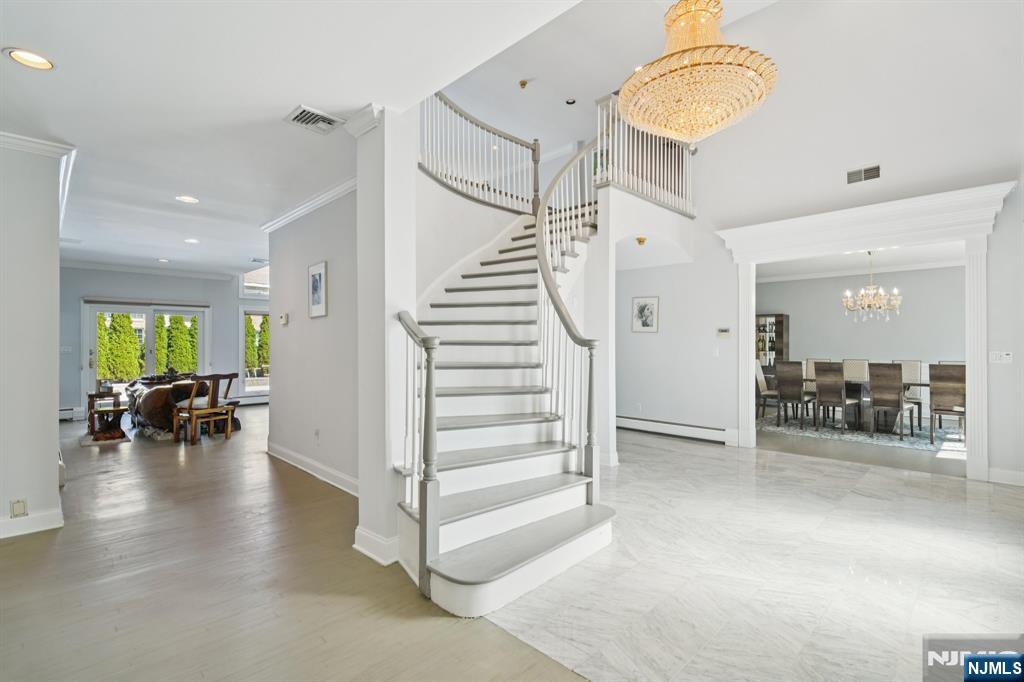 Homes for sale in Englewood Cliffs, NJ | 32 Laurie Dr, Englewood Cliffs, NJ 07632 | MLS# 25034089