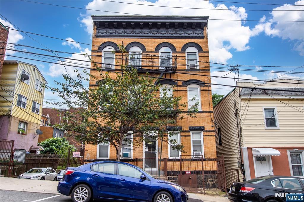 Homes for sale in North Bergen, NJ | 1109 6th St, North Bergen, NJ 07047 | MLS# 25034118