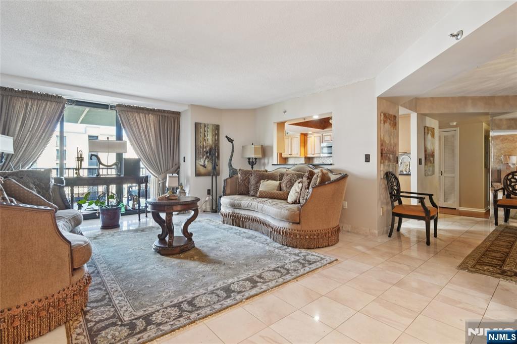 Homes for sale in Hackensack, NJ | 245 Prospect Ave #5B, Hackensack, NJ 07601 | MLS# 25034120