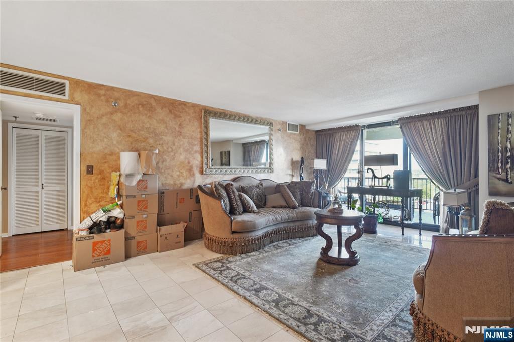 Homes for sale in Hackensack, NJ | 245 Prospect Ave #5B, Hackensack, NJ 07601 | MLS# 25034120