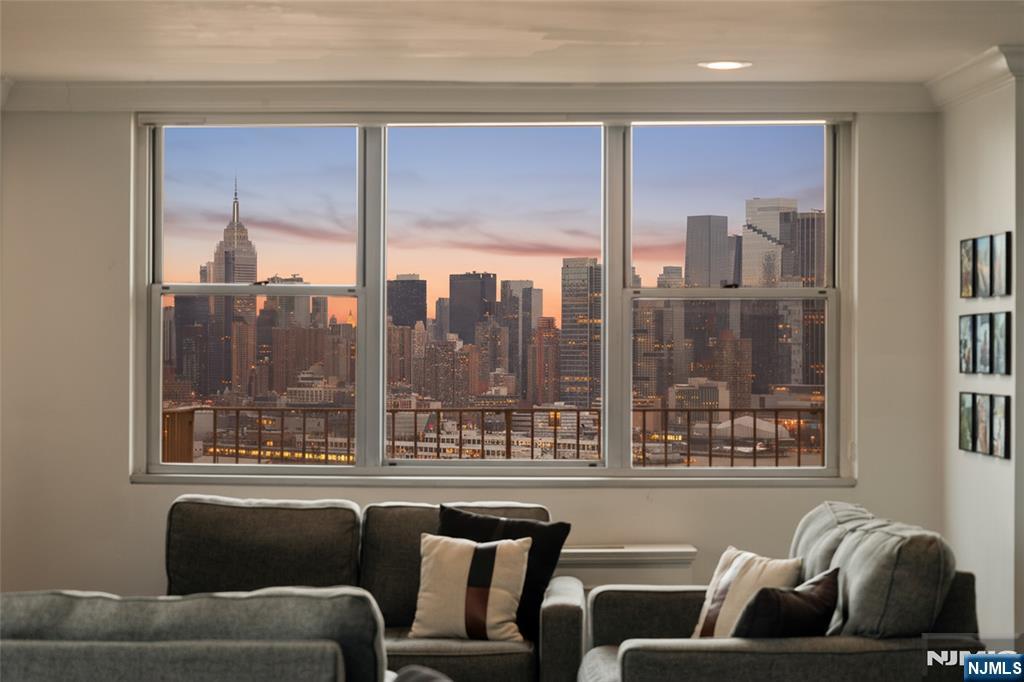 Homes for sale in West New York, NJ | 6040 Boulevard East #18c, West New York, NJ 07093 | MLS# 25034156