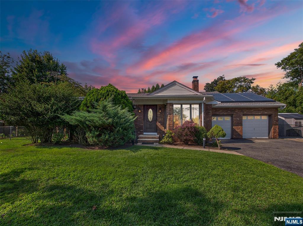 Homes for sale in Old Tappan, NJ | 404 Old Tappan Rd, Old Tappan, NJ 07675 | MLS# 25034227