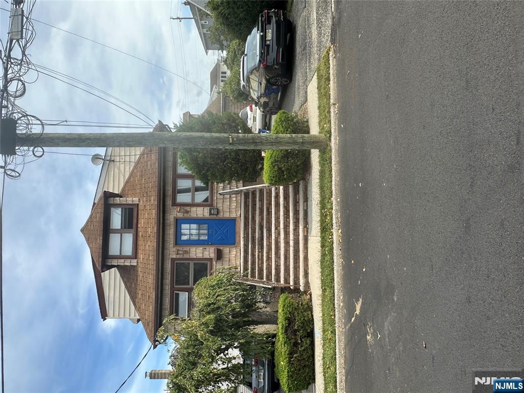 Homes for sale in Lodi, NJ | 95 Mckinley Ave, Lodi, NJ 07644 | MLS# 25034231