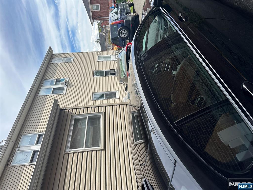 Homes for sale in Lodi, NJ | 82 Westervelt Pl, Lodi, NJ 07644 | MLS# 25034233