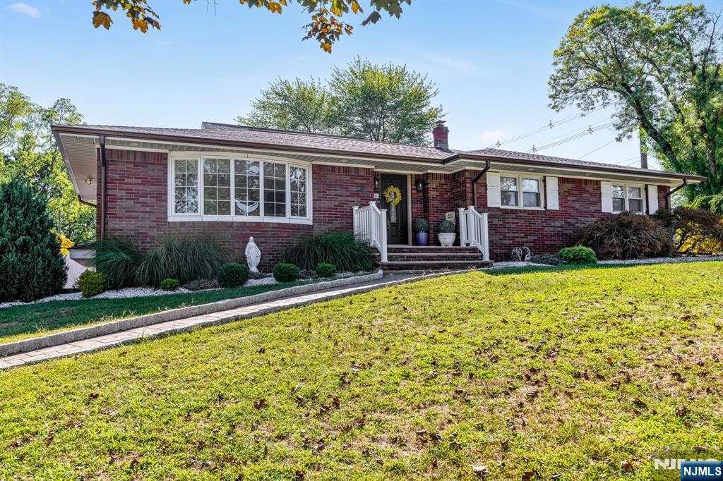 $1,049,995 Ranch