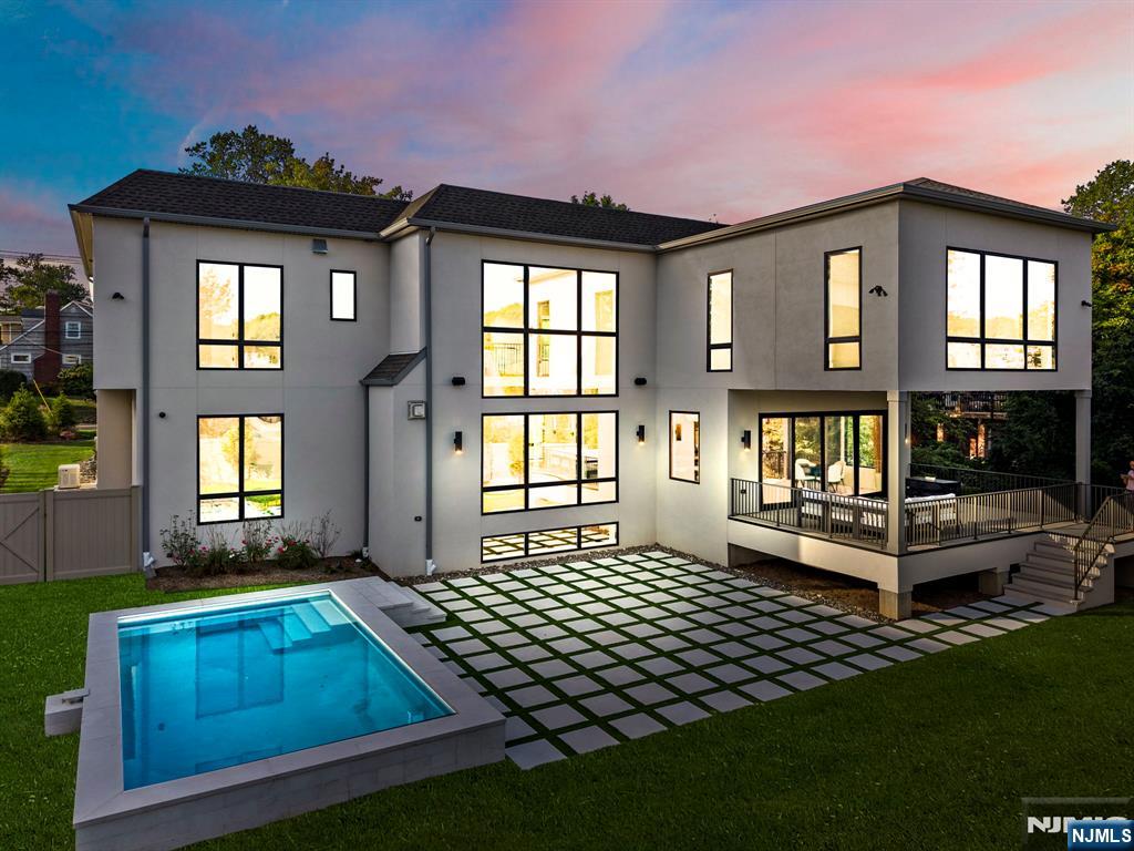 Homes for sale in Englewood Cliffs, NJ | 577 Floyd St, Englewood Cliffs, NJ 07632 | MLS# 25034367